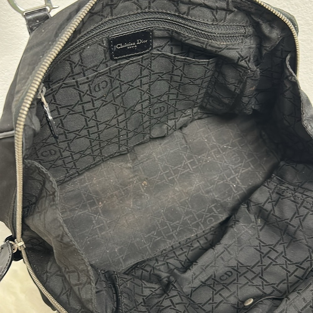 💯 Authentic Dior Handbag🍀 - Picture 3 of 17